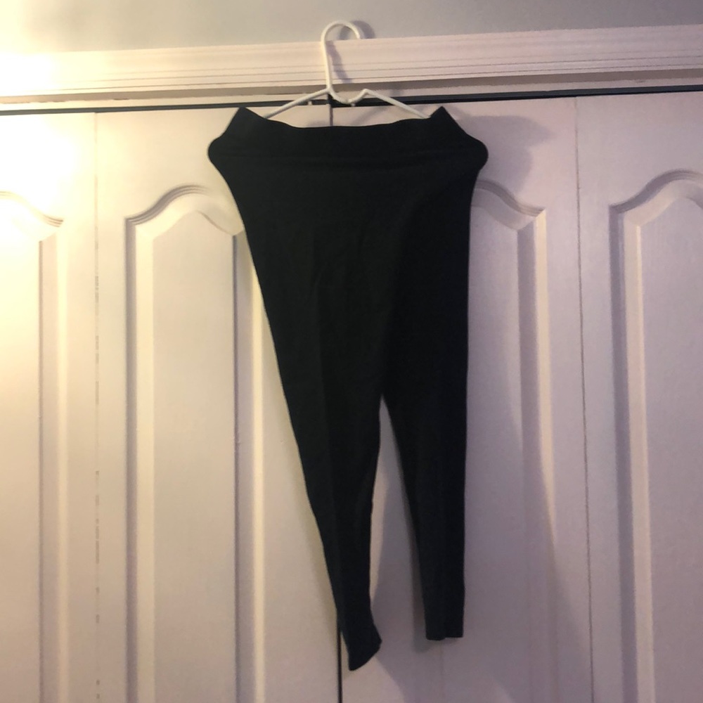 black leggings